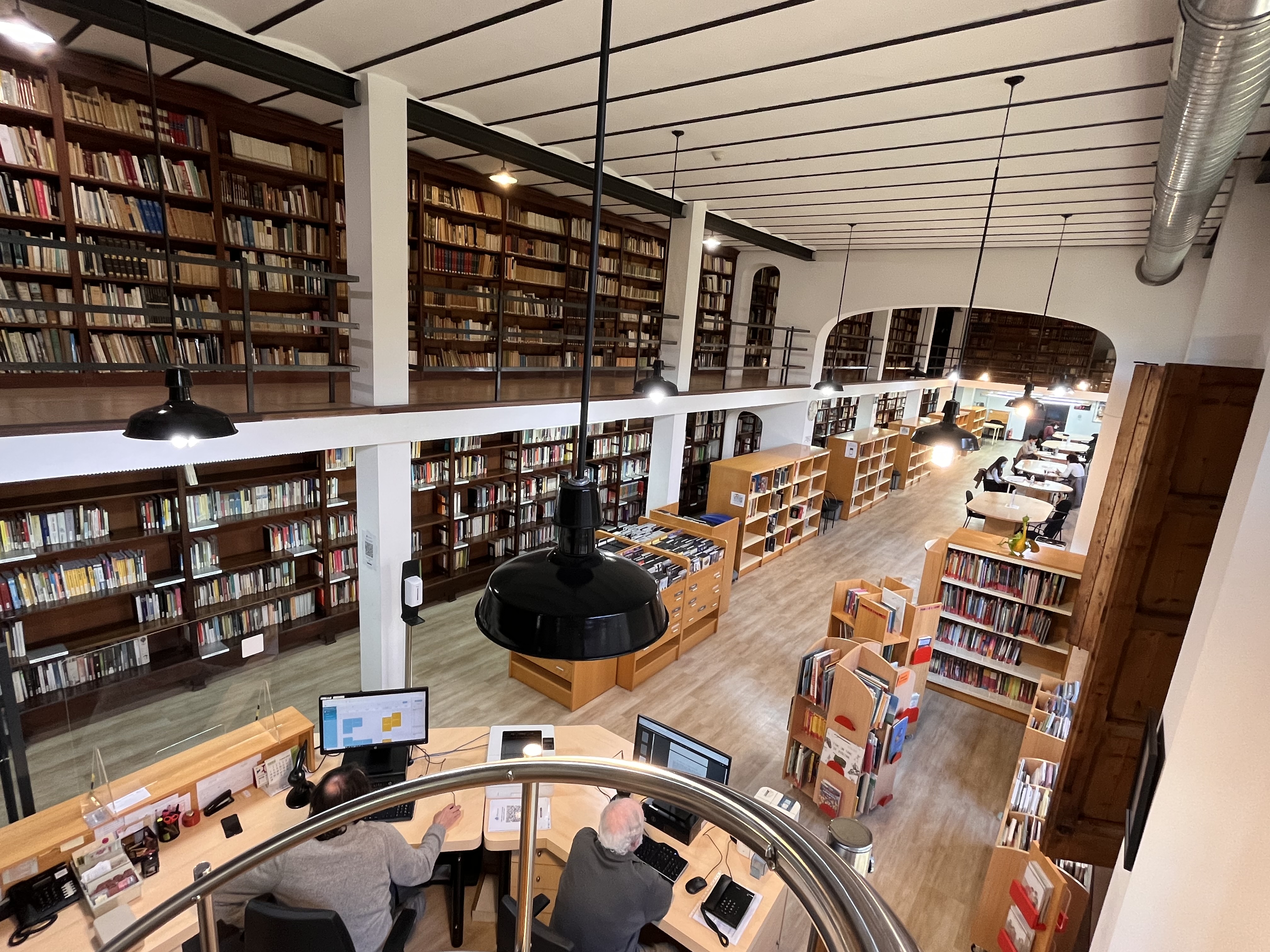 La biblioteca: un espai per a la lectura, l'estudi i el gaudi de la cultura